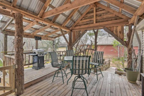 Rustic Tennessee Country Retreat on 2 Acres!